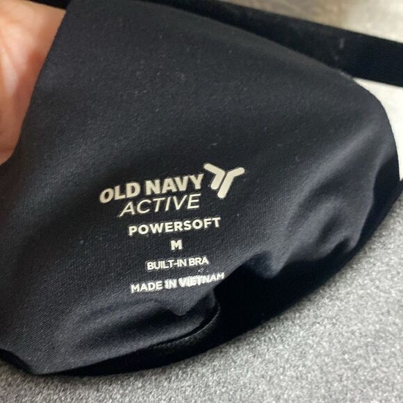 Old Navy Active- Power soft built in bra gray active top- Size Medium - Picture 6 of 6